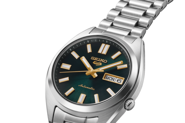 Seiko 5 Sports