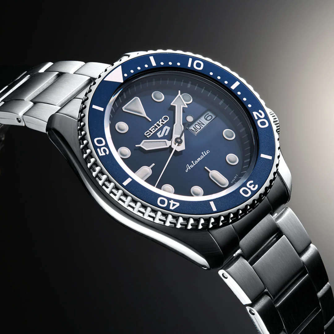 Seiko 5 Sports