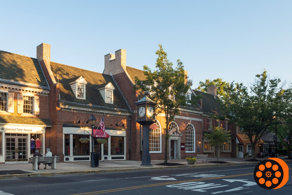 Kings Highway in downtown Haddonfield, New Jersey Kings Highway in downtown Haddonfield, New Jersey